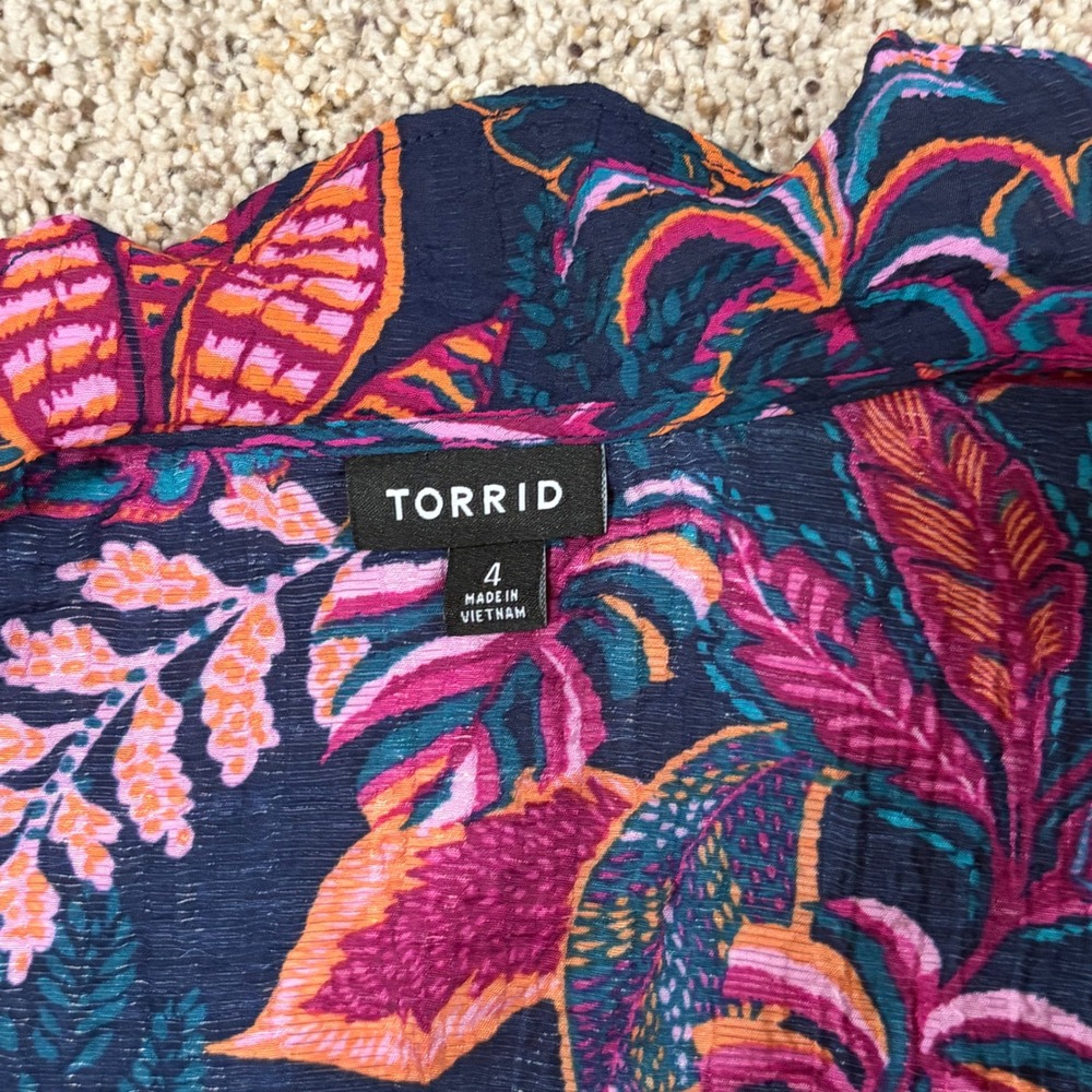 Torrid Tropical Leaf Print Ruffle Peplum Top Navy‎ Pink 4X Plus Size Blouse - Picture 6 of 8